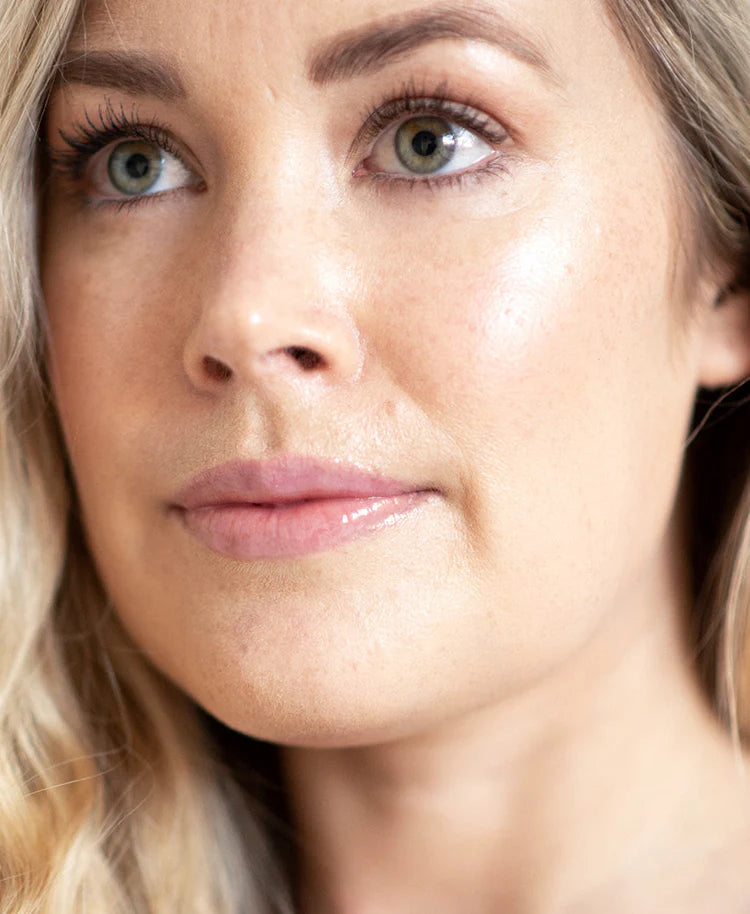 Ere Perez Oat Milk Foundation - Honey